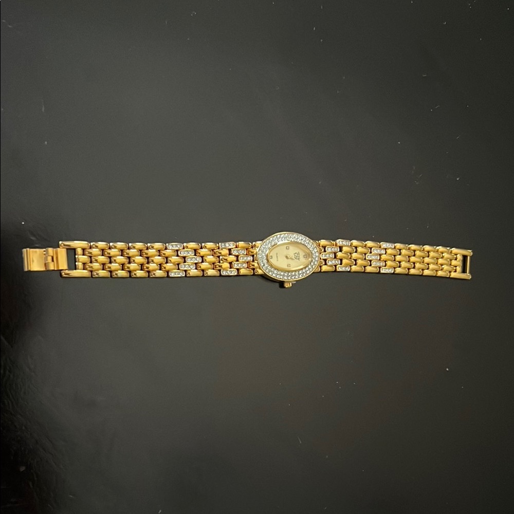 Elegant Gold and Silver Women's Bracelet Watch